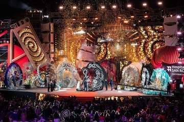 Lola Ortíz, representante de la firma teldense Tapicería Peñate, nueva Reina del Carnaval de la capital grancanaria/TA y Lpacarnaval.